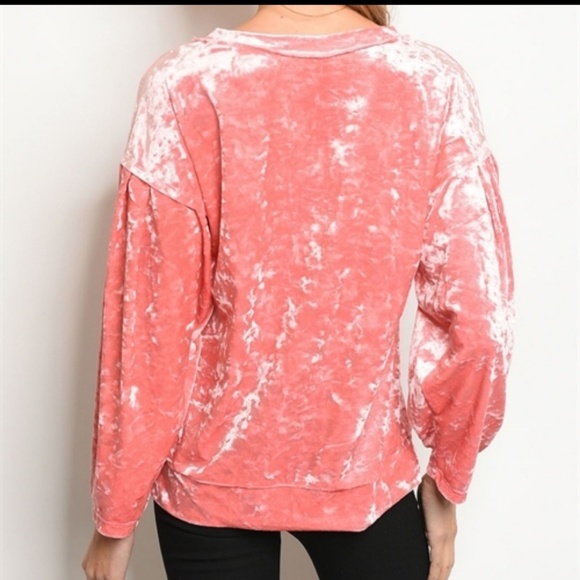 Velvet pullover top🥳🥳🤩🤩 - Picture 2 of 2
